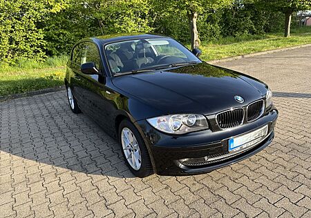 BMW 116i - gepflegter Zustand, wenig Kilometer