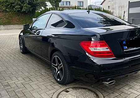 Mercedes-Benz 220 cdi, Coupe, Blue Efficiency