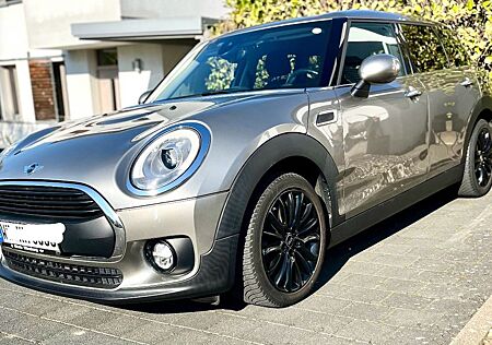 Mini One Clubman Pepper