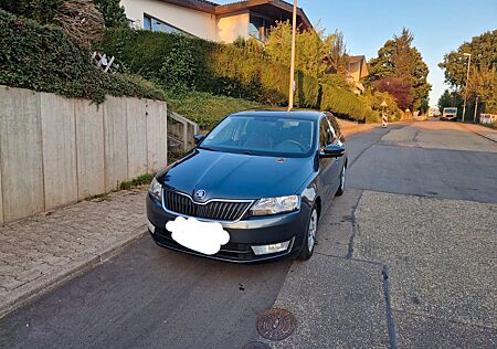 Skoda Rapid 1.4 TDI DSG Ambition Spaceback Ambition