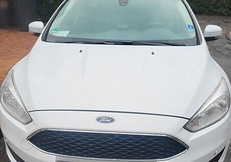 Ford Focus 1.5 EcoBoost Ambiente