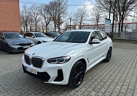 BMW X4 30d M-Sport*Laser*Panorama*Keyless*HuD* 360°