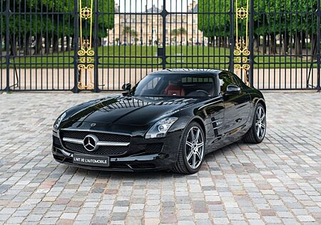 Mercedes-Benz SLS AMG 6.2 V8 - Obsidian Black, 38 300 kms