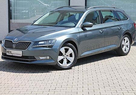 Skoda Superb Combi Ambition*NAVI*SHZ*CANTON*PDC*
