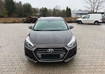 Hyundai i40 cw blue Premium*Euro 6*Xenon*Automatik*