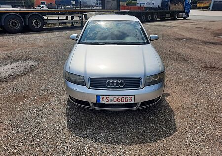 Audi A4 1.8 T/Xenon/SHZ/Tüv Neu