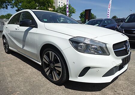 Mercedes-Benz A 180 A -Klasse BlueEfficiency+SITZHEIZUNG
