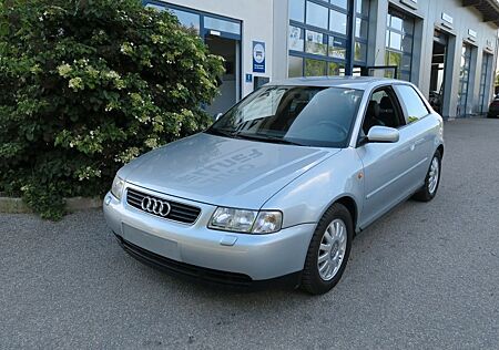 Audi A3 1.8 Auto Ambiente original: 39000 KM 1.Hand