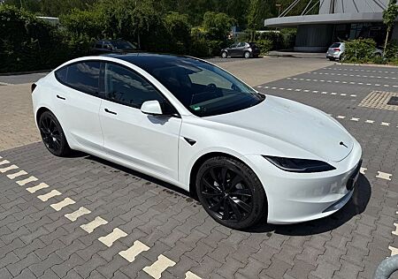 Tesla Model 3 Highland Hinterradantrieb RWD AHK