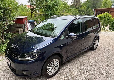 VW Touran Volkswagen Cup BMT-1. Hand -Scheckheft- TÜV neu