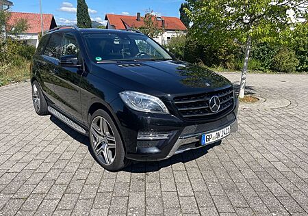 Mercedes-Benz ML 350 BlueTEC 4MATIC - AMG Ext-Paket