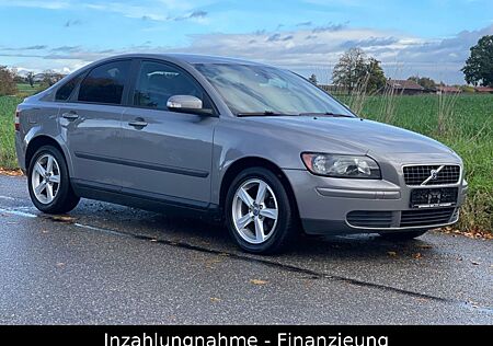 Volvo S40 Lim. 2.0 Kinetic/8 Fach/Klima/