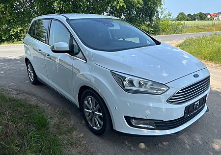 Ford Grand C-Max Titanium