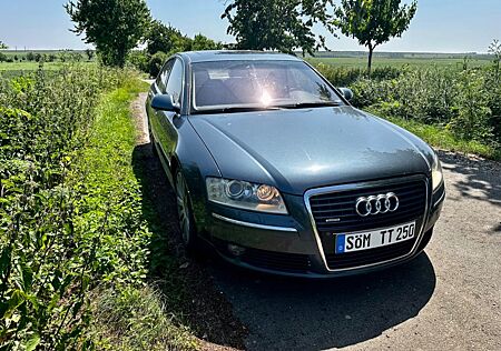 Audi A8 3.0 TDI (DPF) tiptronic quattro -