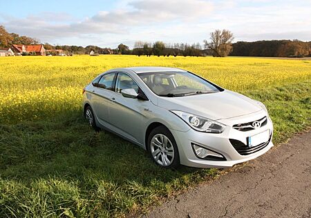 Hyundai i40 1.7 CRDi 85kW Style blue Style+Neu Tüv