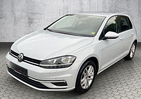 VW Golf Volkswagen 7 Comfortline*AHK*CarPlay*Standheizung*