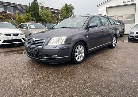 Toyota Avensis Kombi 1.8 Executive