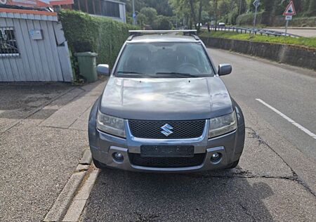 Suzuki Grand Vitara 2.0 Club