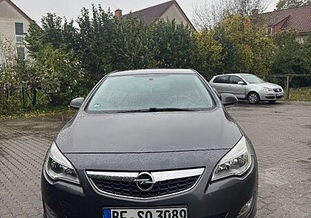 Opel Astra j 1.6