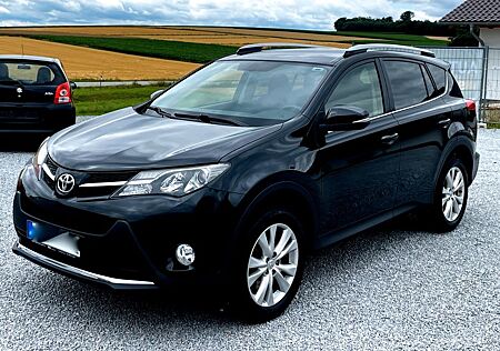 Toyota RAV 4 2,2-l-D-4D 4x4 Allrad Edition