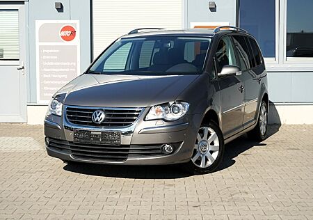 VW Touran Volkswagen Highline 1.4 TSI*PDC*AHK*Bi-Xenon*SHZ*