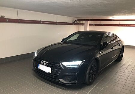 Audi A7 55 TFSI S tronic quattro -