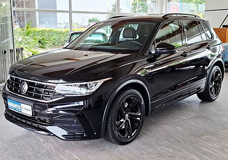 VW Tiguan Volkswagen R-Line 4Motion*Panor*Kamer*AHK*Matrix-LED