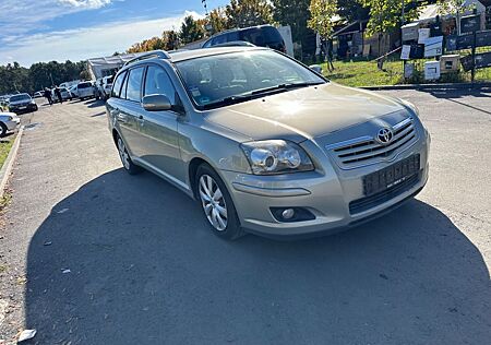 Toyota Avensis Combi Edition 2.0-l-VVT-i