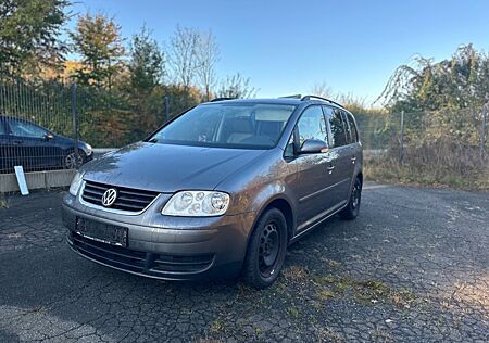 VW Touran Volkswagen Trendline