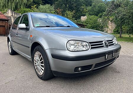 VW Golf Volkswagen 1.6 Special / Klima / Euro 4