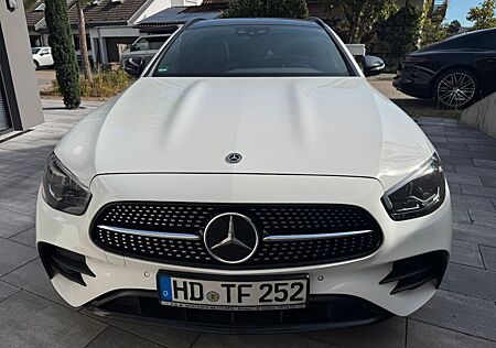 Mercedes-Benz E 220 d 4MATIC T Autom. AMG Line