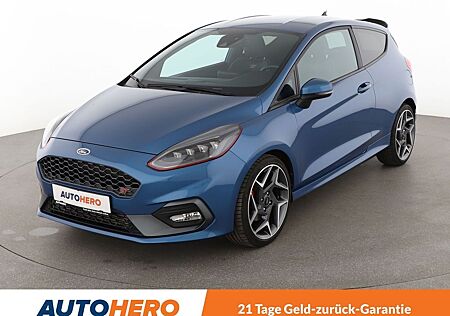 Ford Fiesta 1.5 EcoBoost ST *NAVI*PDC*SHZ*TEMPO*