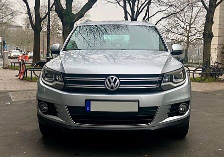 VW Tiguan Volkswagen 2.0 TDI 125kW 4MOTION Track & Style