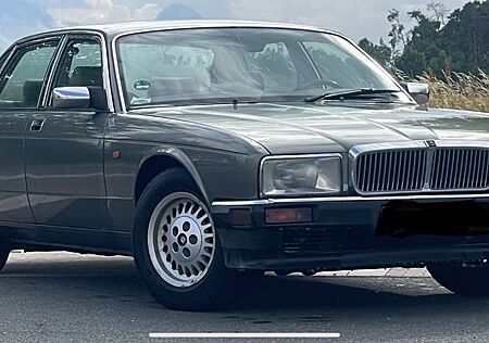 Jaguar XJ40 4.0l H-Zulassung