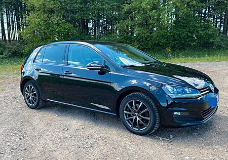 VW Golf Volkswagen 1.4 TSI 90 kW Comfortline
