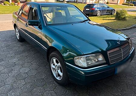 Mercedes-Benz CL 180