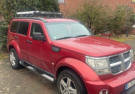 Dodge Nitro SXT 2.8 CRD 4WD auch Tausch Wohnanhänger