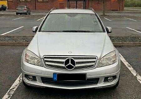 Mercedes-Benz C 180 CGI T BlueEFFICIENCY -