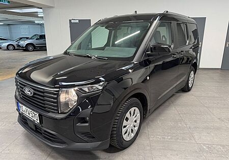 Ford Tourneo Courier Titanium