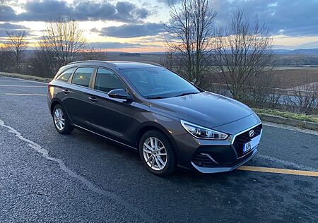 Hyundai i30 1.4 T-GDI Premium Premium