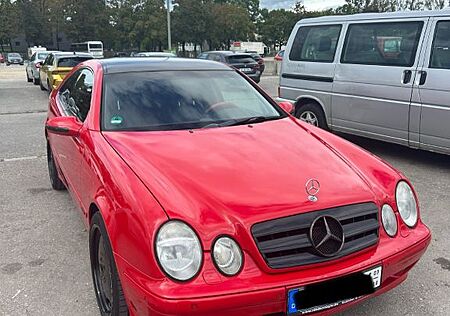 Mercedes-Benz 320