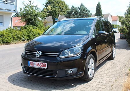 VW Touran Volkswagen 2.0 TDI DSG MATCH