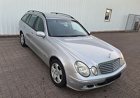Mercedes-Benz E 240 T ELEGANCE -AUTOMATIK-EINPARKHILFE