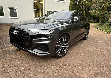 Audi SQ8 TDI quattro tiptronic -