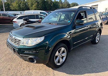 Subaru Forester 2.0D*4x4*Pano*Xenon*AHK*Kamera*