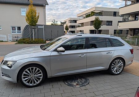Skoda Superb 2.0 TDI SCR 140kW DSG TOP Ausstattung