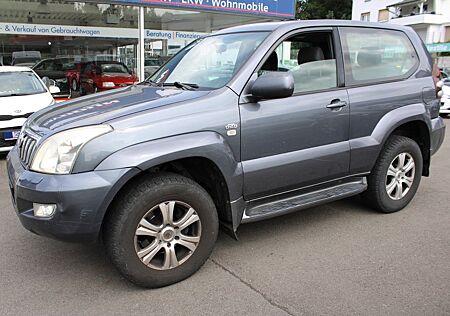 Toyota Land Cruiser 3.0 D-4D/Automatik/Klimaauto./ESD