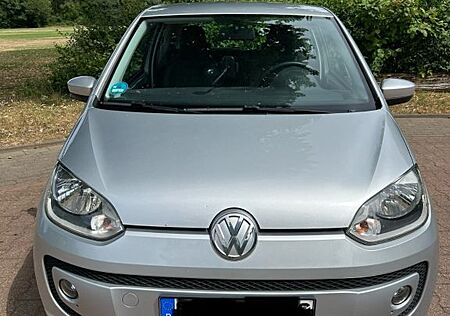 VW Up Volkswagen silber 75 PS TÜV/AU neu 8 fach bereift