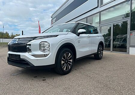 Mitsubishi Outlander Plug-in Hybrid Basis 2,4l