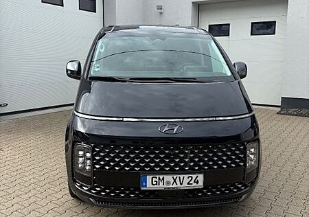 Hyundai Staria 2.2 CRDi Signature 7-Sitzer Auto 4WD ...